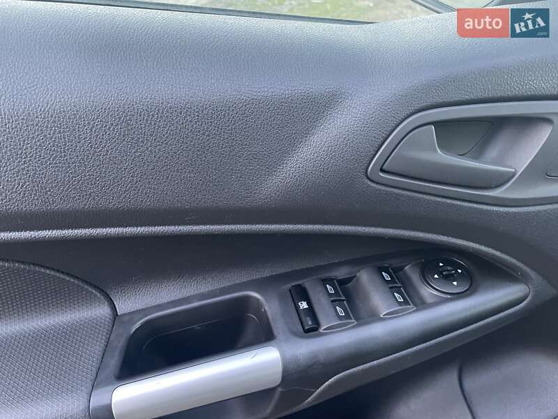 Мінівен Ford Tourneo Connect 2014 в Виноградові