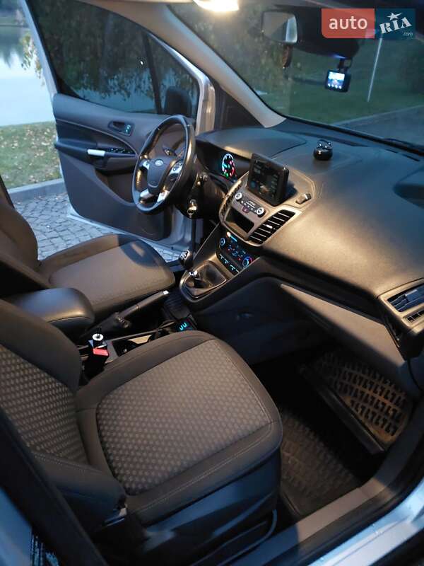 Мінівен Ford Tourneo Connect 2018 в Львові