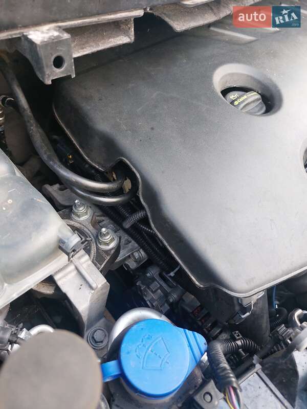 Мінівен Ford Tourneo Connect 2017 в Кропивницькому фото 13 Мінівен Ford Tourneo Connect 2017 в Кропивницькому