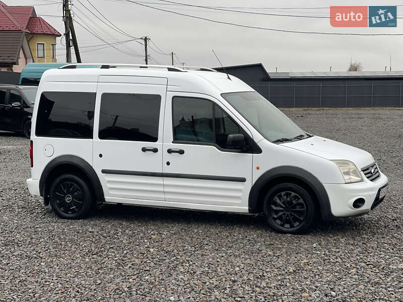 Мінівен Ford Tourneo Connect 2010 в Чернівцях фото 10 Мінівен Ford Tourneo Connect 2010 в Чернівцях