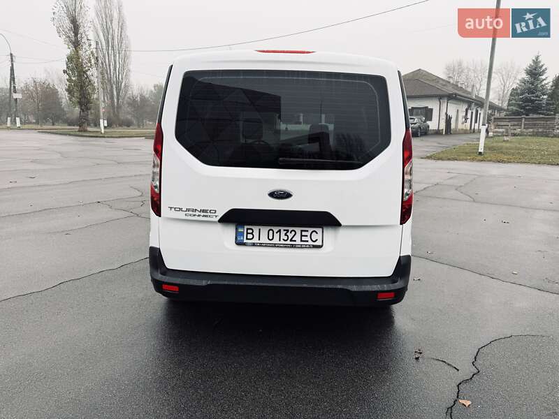 Минивэн Ford Tourneo Connect 2019 в Горишних Плавнях фото 4 Минивэн Ford Tourneo Connect 2019 в Горишних Плавнях