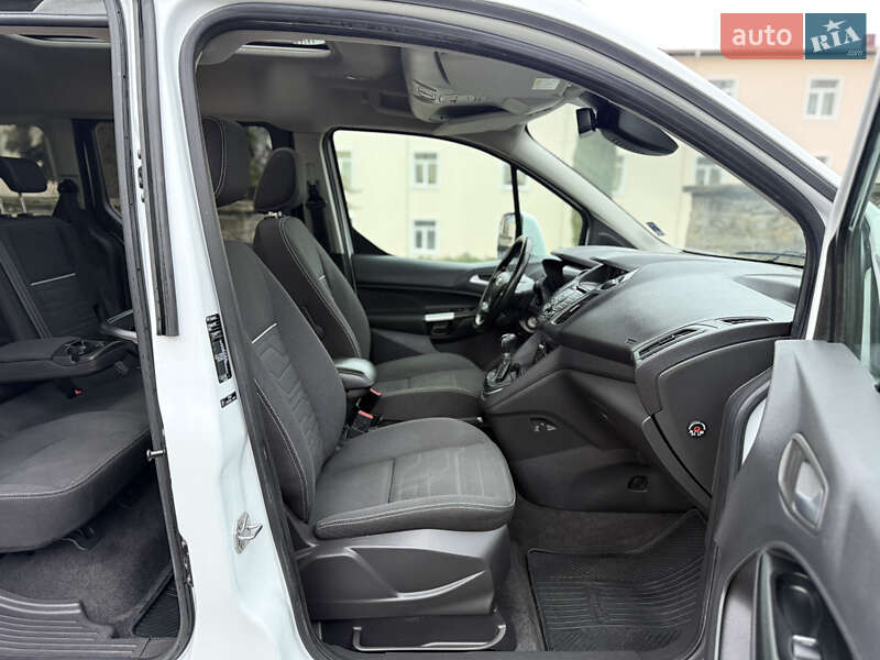 Мінівен Ford Tourneo Connect 2017 в Тернополі