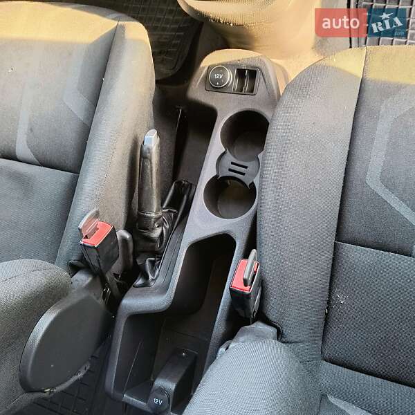 Минивэн Ford Tourneo Connect 2013 в Полтаве фото 20 Минивэн Ford Tourneo Connect 2013 в Полтаве