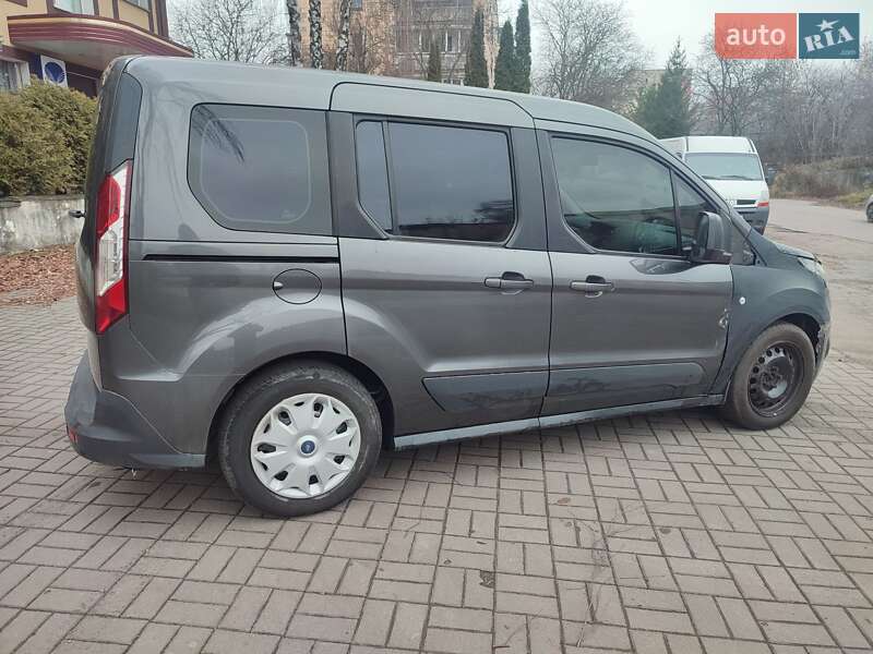 Минивэн Ford Tourneo Connect 2016 в Ровно