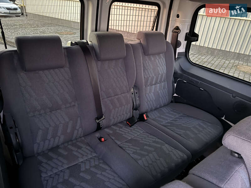 Минивэн Ford Tourneo Connect 2009 в Виноградове фото 15 Минивэн Ford Tourneo Connect 2009 в Виноградове