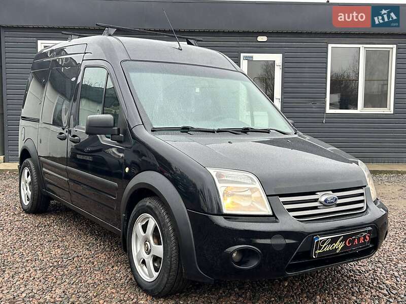 Минивэн Ford Tourneo Connect 2011 в Одессе