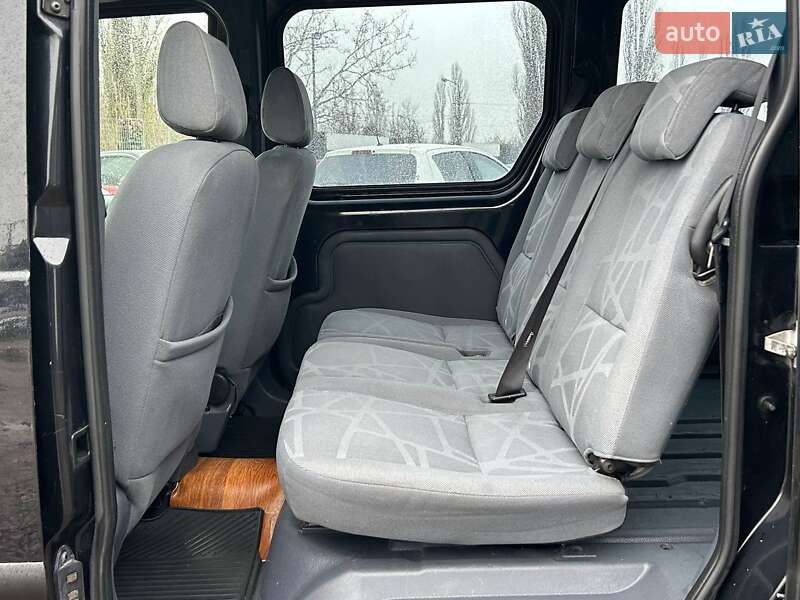 Минивэн Ford Tourneo Connect 2011 в Одессе