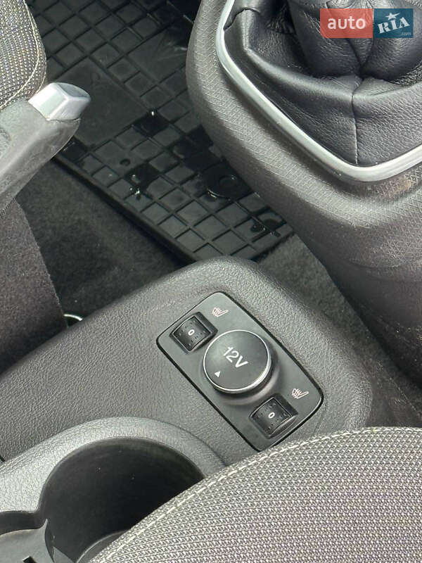 Минивэн Ford Tourneo Connect 2015 в Днепре фото 16 Минивэн Ford Tourneo Connect 2015 в Днепре