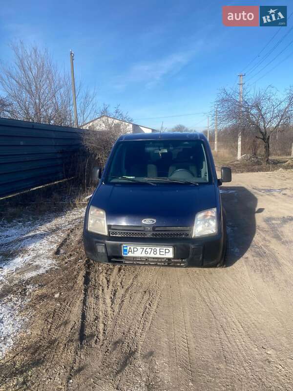 Ford Tourneo Connect 2004