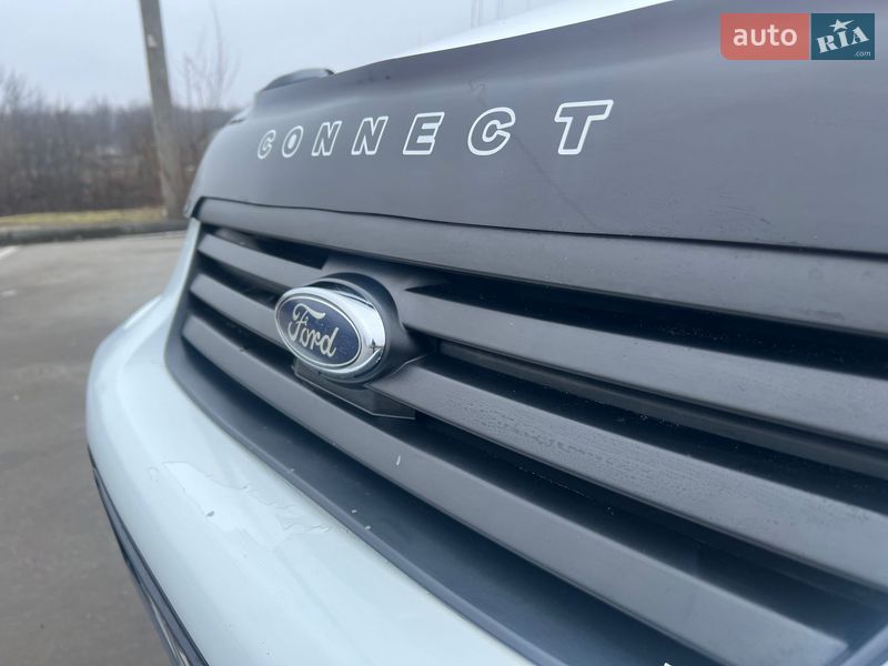 Минивэн Ford Tourneo Connect 2012 в Синельниково