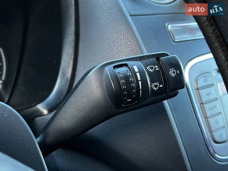 Минивэн Ford Tourneo Connect 2012 в Киеве фото 21 Минивэн Ford Tourneo Connect 2012 в Киеве