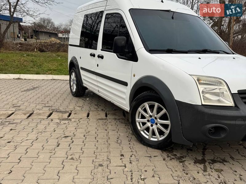 Минивэн Ford Tourneo Connect 2011 в Черновцах фото 4 Минивэн Ford Tourneo Connect 2011 в Черновцах