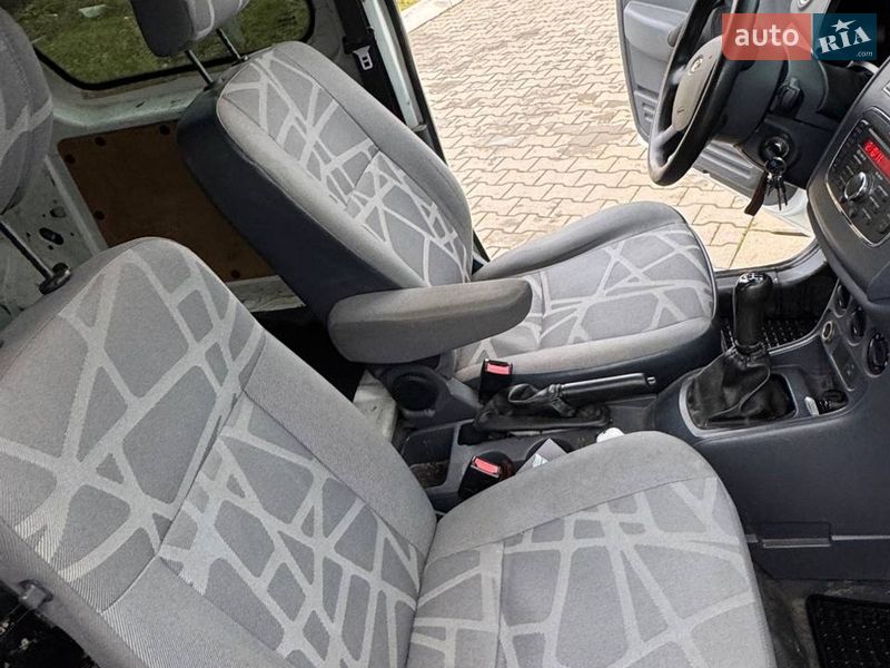 Минивэн Ford Tourneo Connect 2011 в Черновцах фото 16 Минивэн Ford Tourneo Connect 2011 в Черновцах