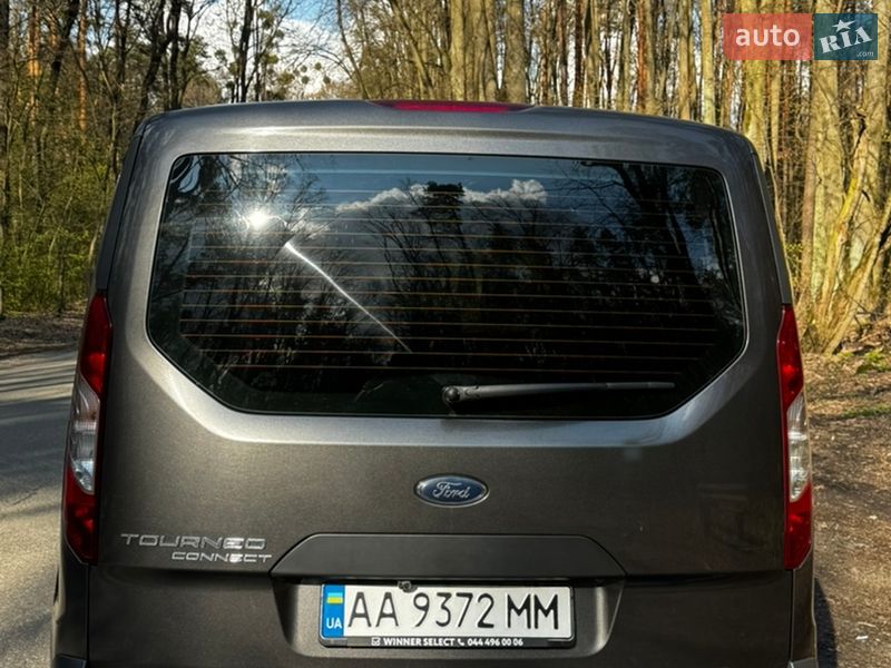 Минивэн Ford Tourneo Connect 2018 в Киеве