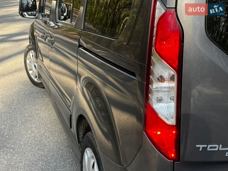 Минивэн Ford Tourneo Connect 2018 в Киеве