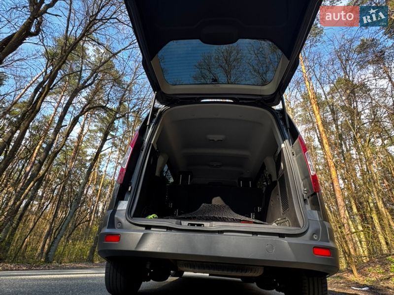 Минивэн Ford Tourneo Connect 2018 в Киеве