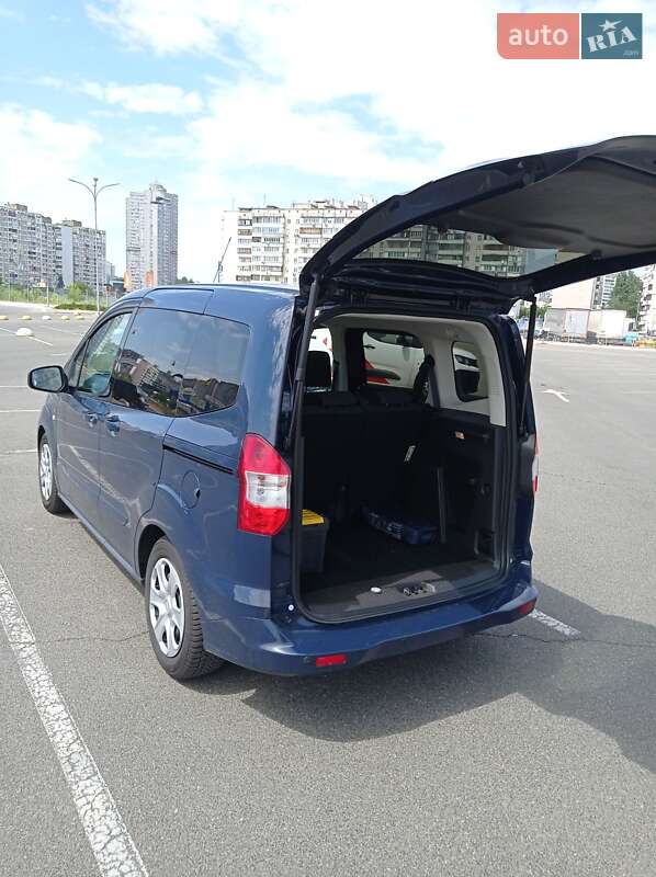Минивэн Ford Tourneo Courier 2018 в Киеве