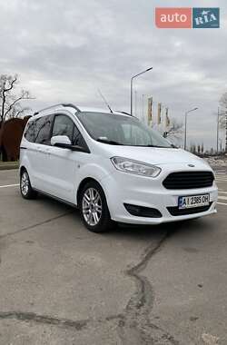 Ford Tourneo Courier 2017