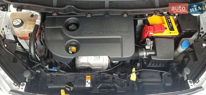 Микровэн Ford Tourneo Courier 2015 в Виннице