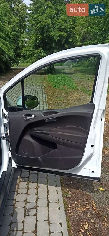 Микровэн Ford Tourneo Courier 2015 в Виннице