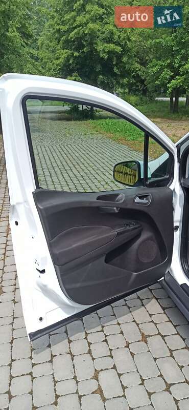 Микровэн Ford Tourneo Courier 2015 в Виннице