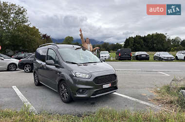 Ford Tourneo Courier 2020