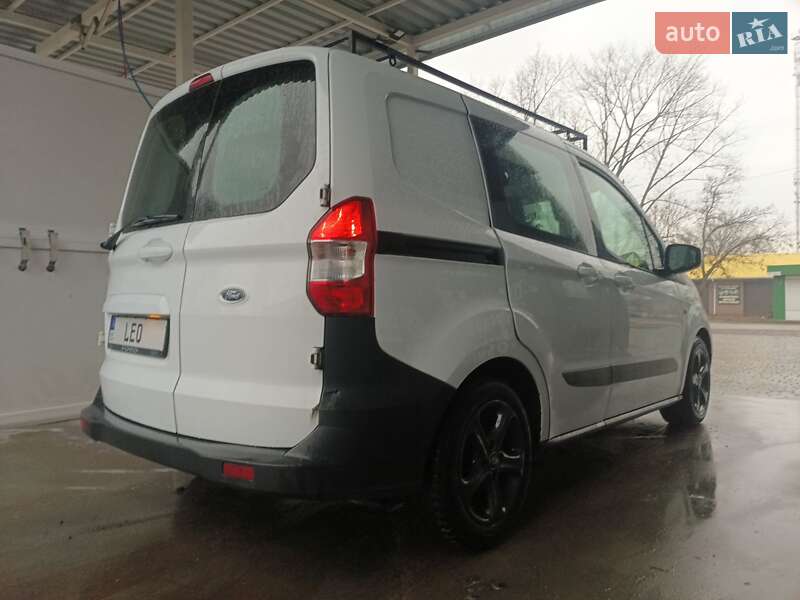 Микровэн Ford Tourneo Courier 2017 в Одессе