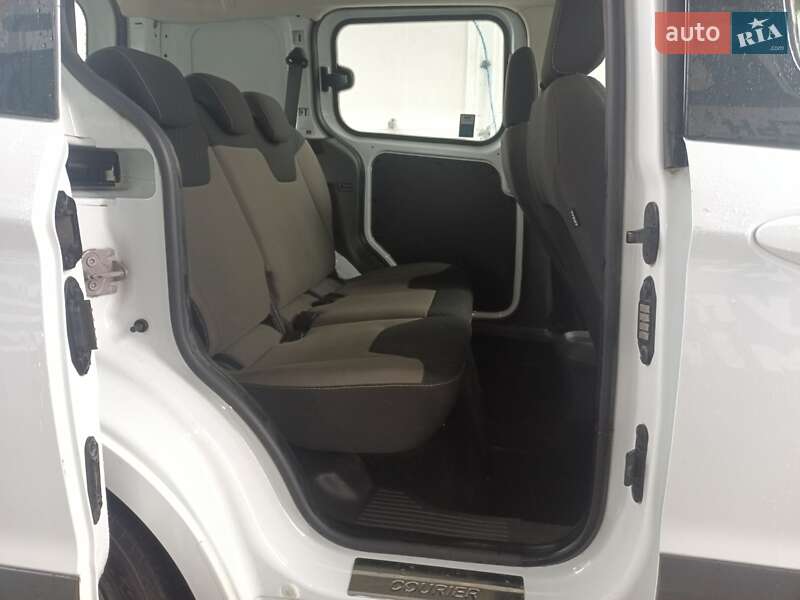 Микровэн Ford Tourneo Courier 2017 в Одессе