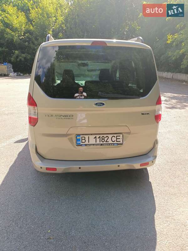 Микровэн Ford Tourneo Courier 2015 в Полтаве