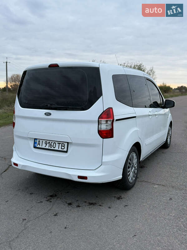 Микровэн Ford Tourneo Courier 2017 в Березане фото 2 Микровэн Ford Tourneo Courier 2017 в Березане