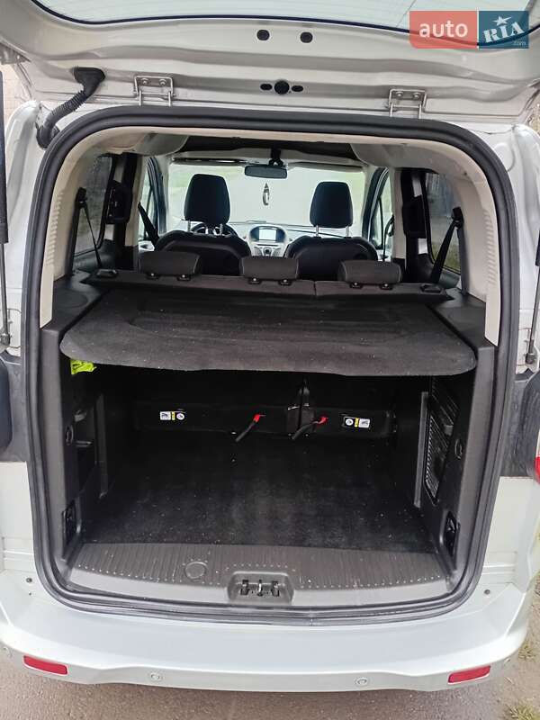 Микровэн Ford Tourneo Courier 2016 в Тернополе фото 4 Микровэн Ford Tourneo Courier 2016 в Тернополе
