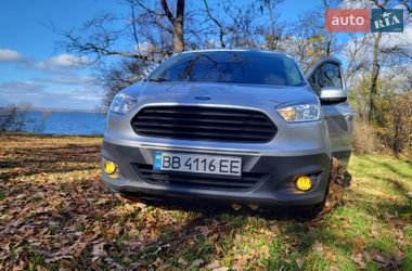Мікровен Ford Tourneo Courier 2015 в Кривому Розі