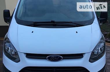 Грузопассажирский фургон Ford Tourneo Custom 2015 в 
