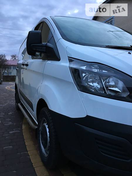 Грузопассажирский фургон Ford Tourneo Custom 2015 в Тернополе