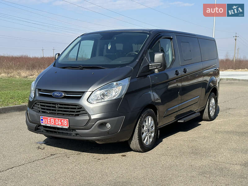 Ford Tourneo Custom 2017