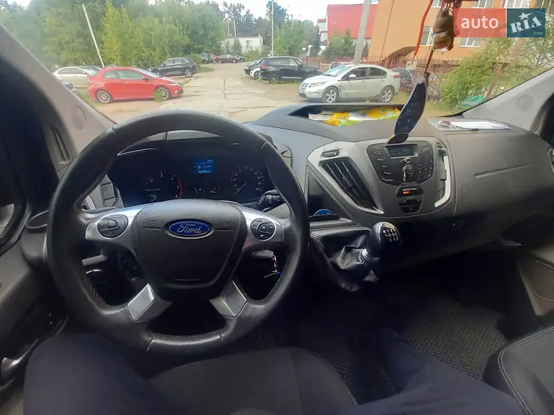 Ford Tourneo Custom