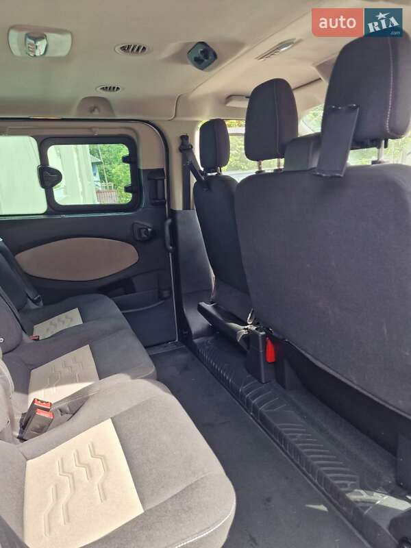 Минивэн Ford Tourneo Custom 2014 в Чорткове