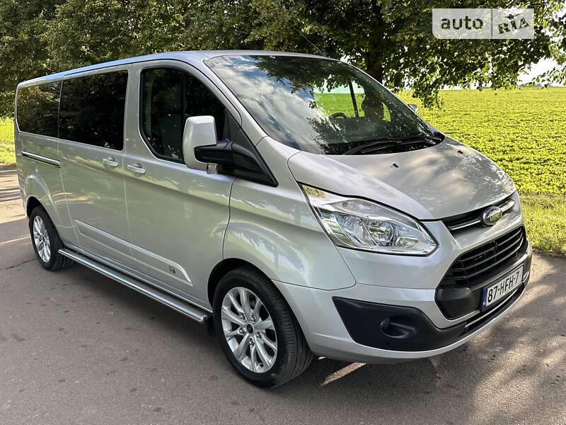 Мінівен Ford Tourneo Custom 2017 в Рівному