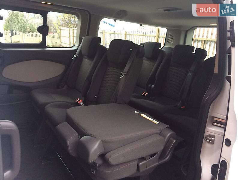 Мінівен Ford Tourneo Custom 2013 в Бориславі