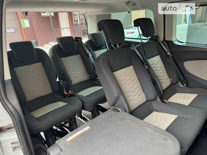 Мінівен Ford Tourneo Custom 2016 в Рівному