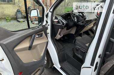 Минивэн Ford Tourneo Custom 2016 в 