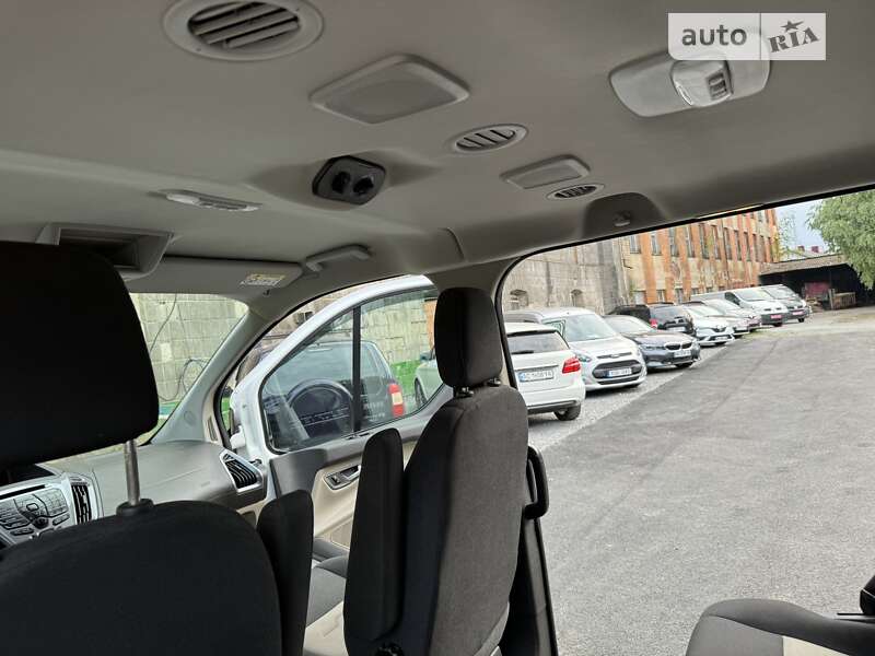Мінівен Ford Tourneo Custom 2016 в Рівному
