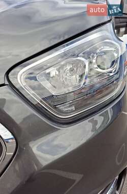 Минивэн Ford Tourneo Custom 2023 в 