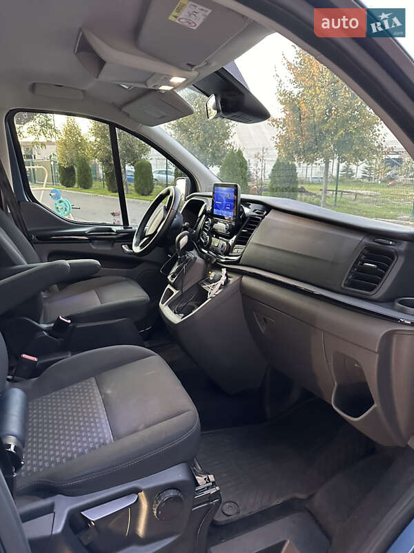 Мінівен Ford Tourneo Custom 2021 в Києві