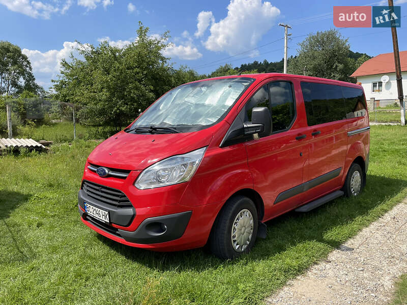 Минивэн Ford Tourneo Custom 2013 в Новояворовске