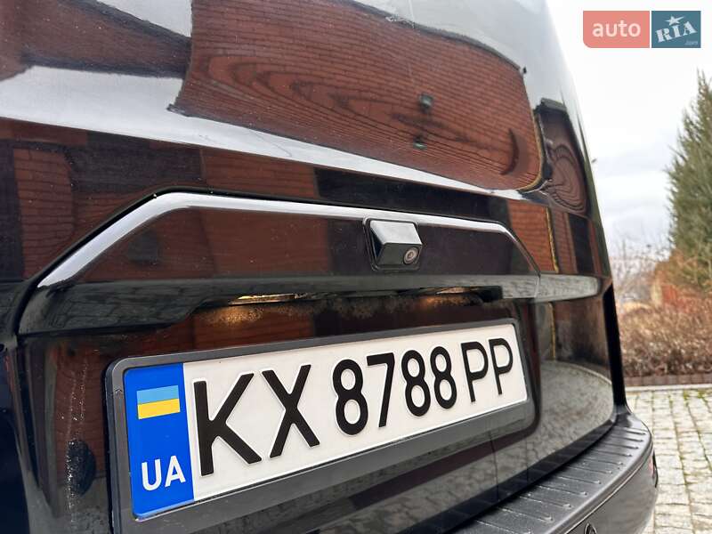 Мінівен Ford Tourneo Custom 2016 в Києві