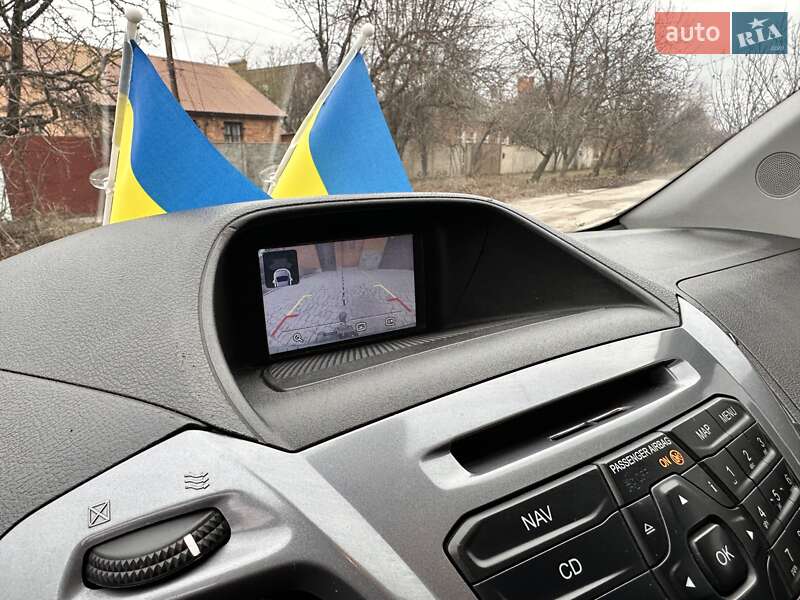 Мінівен Ford Tourneo Custom 2016 в Києві