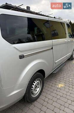 Минивэн Ford Tourneo Custom 2015 в 