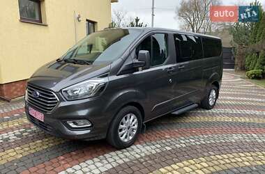 Минивэн Ford Tourneo Custom 2023 в 