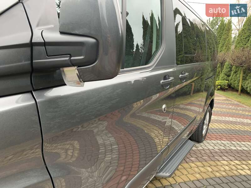 Мінівен Ford Tourneo Custom 2023 в Рівному